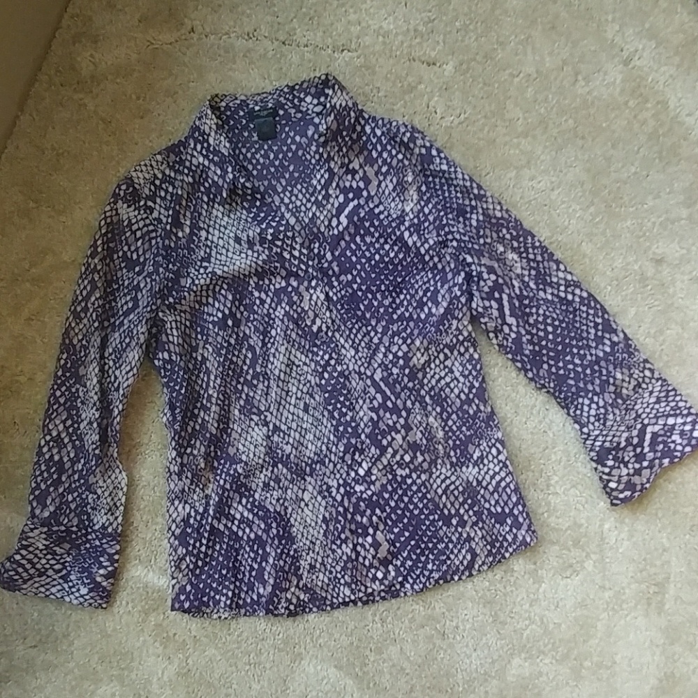 Ann Taylor Long Sleeved Purple Button Down sz 10